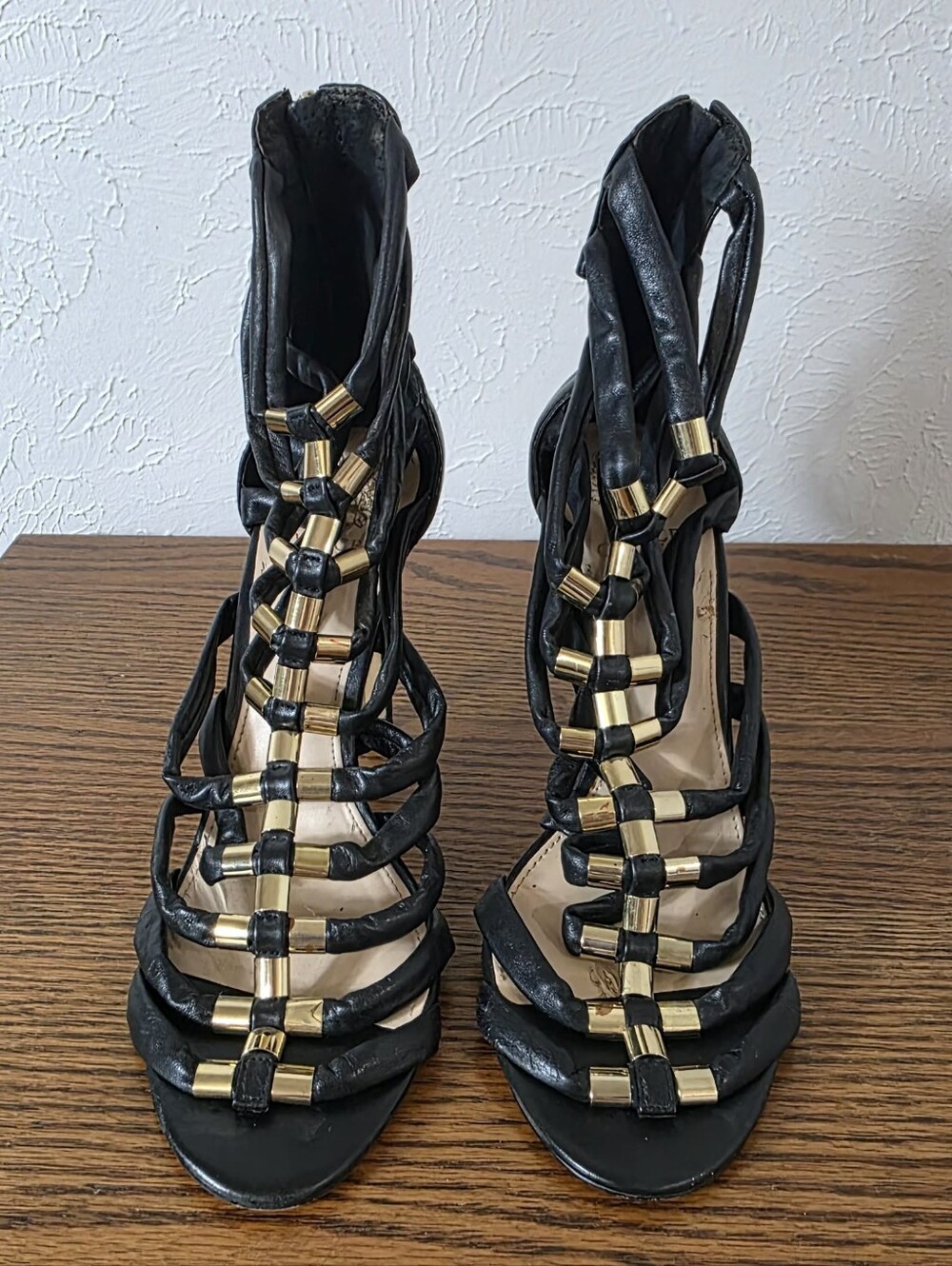 Vince Camuto Troy Black Leather Caged Gladiator High Heel Sandals Gold Accent 10